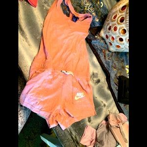 Nike girl’s romper size M. Light pink, one piece